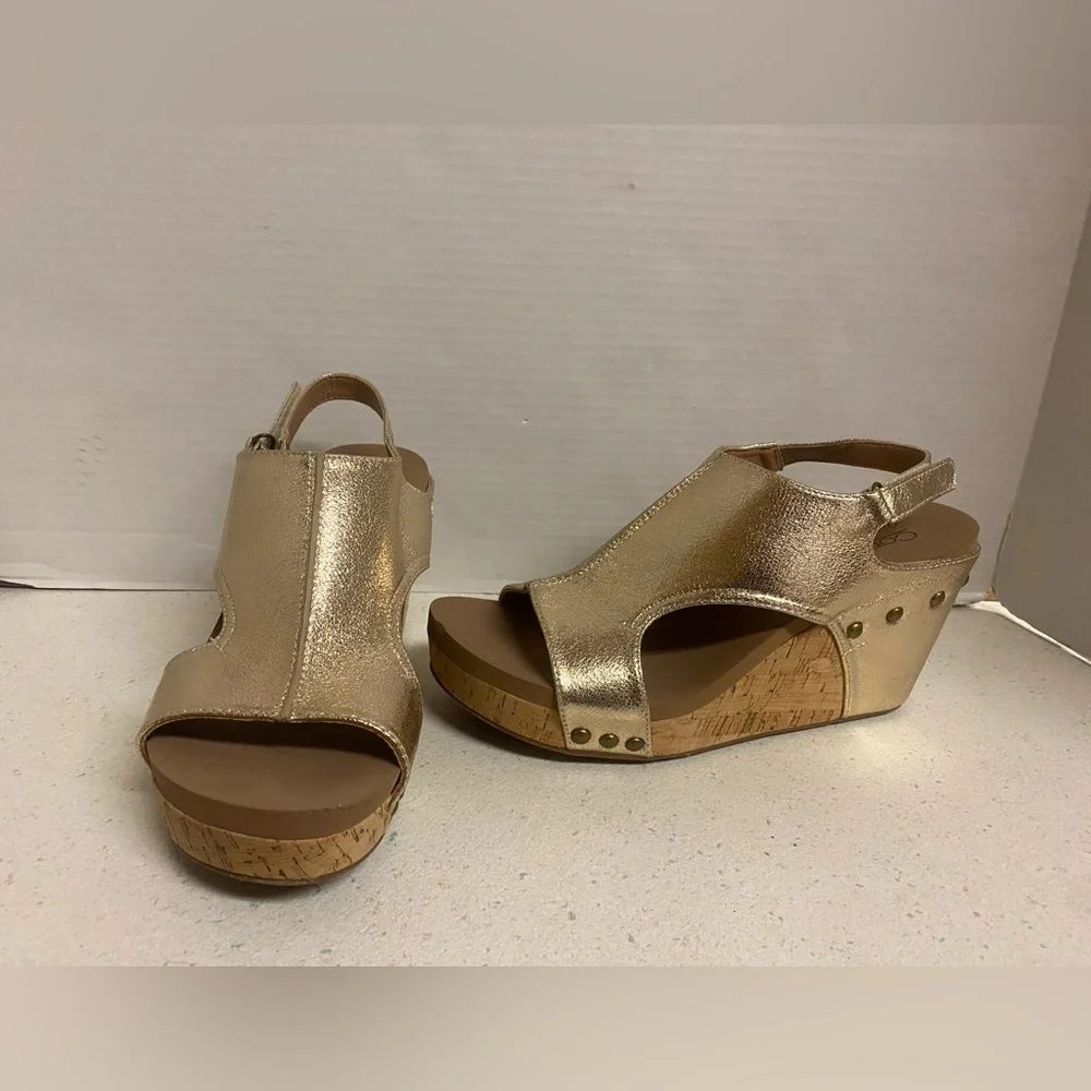 Corkys metallic gold